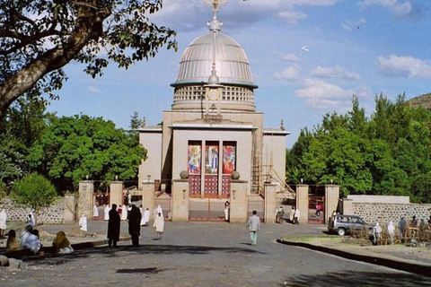 Debre Libanos, Monkeys, Cave & Oromo Village Tour