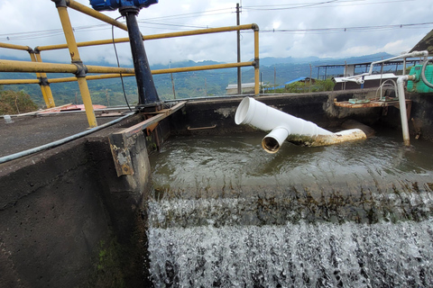 Cali: Guided tour of the La Reforma drinking water treatment plant Cali: Guided tour of a drinking water treatment plant