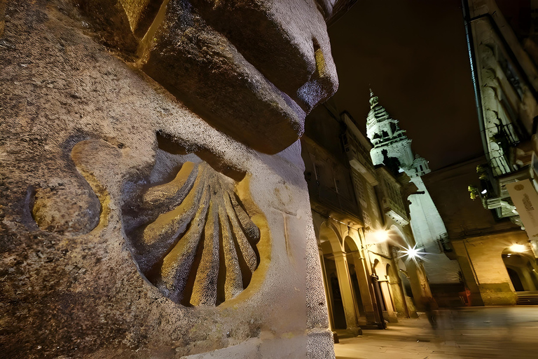 Santiago de Compostela: Visita nocturna &quot;Segredos de Compostela&quot;.