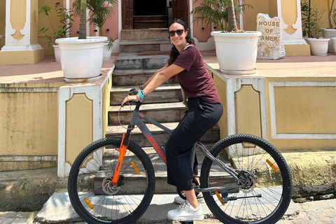 Jaipur: Passeio de bicicleta guiado pelo património de Amber com pequeno-almoçoCiclismo com café da manhã