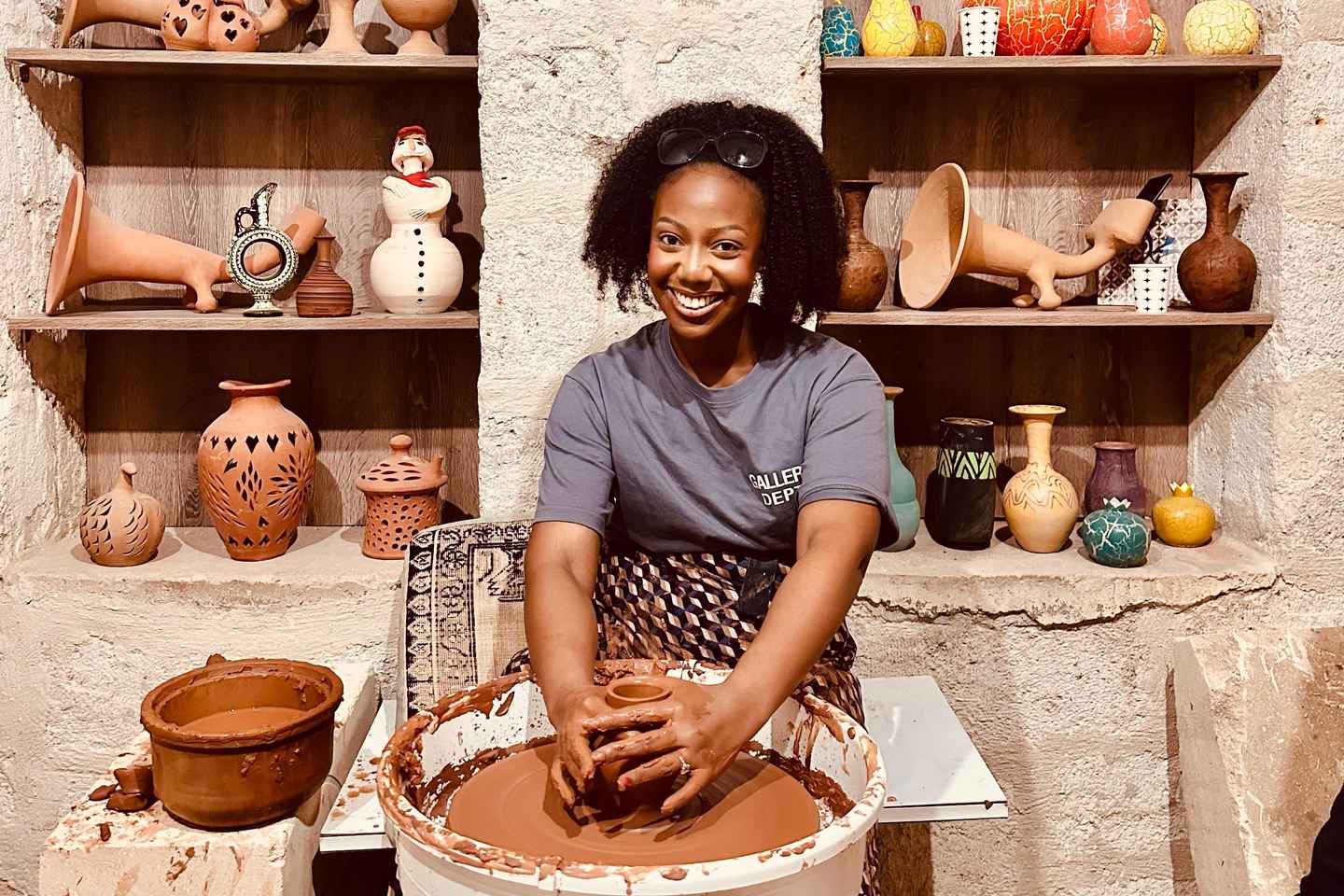 아바노스: 도자기 공방 체험과 흙 만들기 워크샵