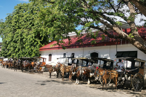 Manila: Intramuros Tour 6 timmar stadsvandring med Van Service