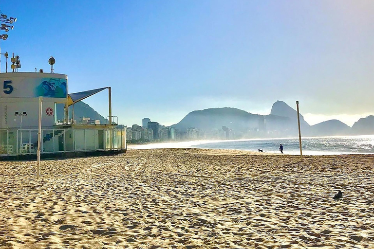 Tour Arpoador: Paseo por Copacabana y Puesta de Sol en el Arpoador