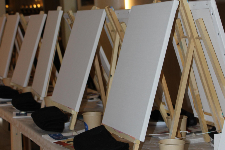 Alicante: Art Party - Paint, Sip & Fun