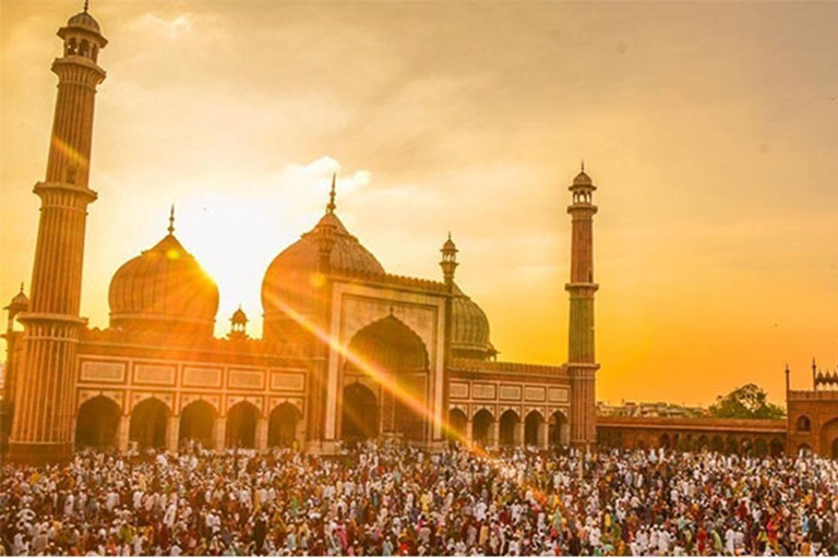 From Delhi: Taj Mahal & Agra Private Day Tour with Transfers