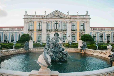 Lisbon: Sintra Off the Beaten Path Tour with Wine Tasting