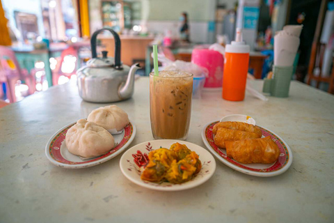 Khao Lak: Highlights mit Tempel-, Schildkröten- und ElefantentourenKhao Lak: Highlights mit Tempeln, Schildkröten und Elefanten-Touren