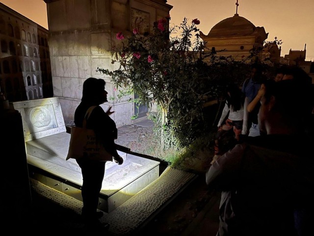 Visit Tour noturno do Presbítero Maestro - Cemitério do Terror in Lima