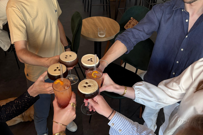 Cocktail classes with a professional (hands-on workshop) Cocktail class with a professional (hands-on workshop)