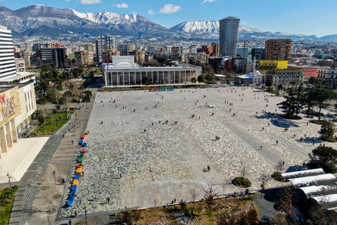 Visite guidée des points forts de Tirana en E-BikeVisite des hauts lieux de Tirana en E-Bike