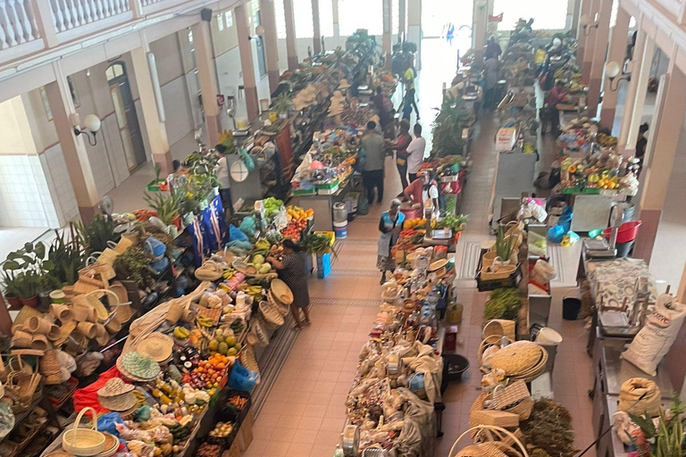 Excursão a pé pela cidade do Mindelo