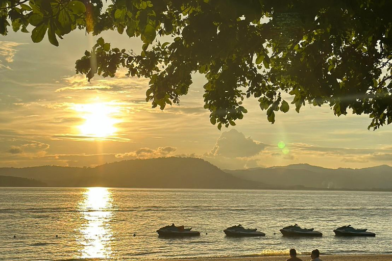 Phuket: Phi Phi Islands Full-Day Sunset Max 13 Guests