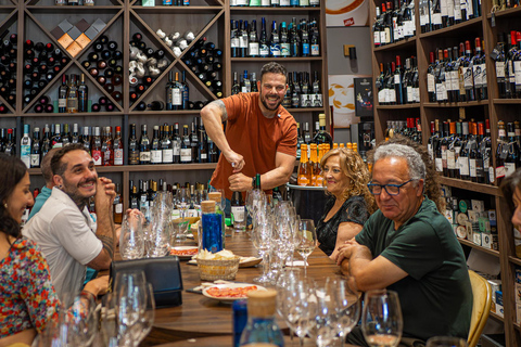 Malaga: Spanish Wine Tasting with 5 Wines and Pairing Tapas