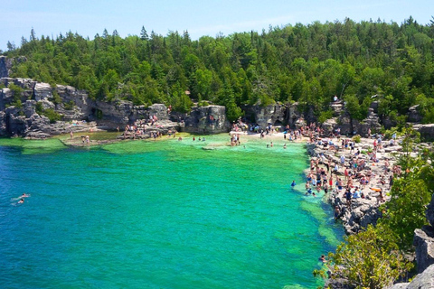 Toronto: Tobermory Day Trip from Toronto with Boat Cruise