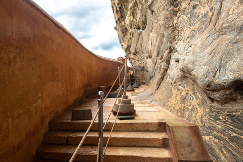 Cultural Heritage Tour: Sigiriya to Kandy