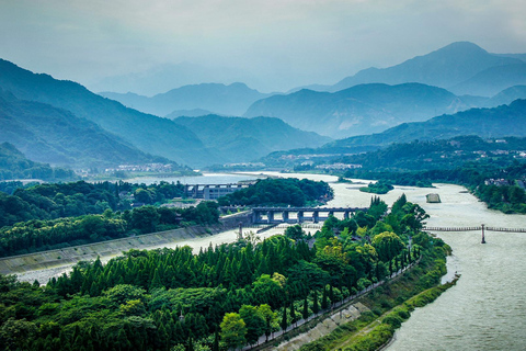Private Tour to Dujiangyan and Qingcheng Mountain Private transportation, English-Speaking Guide, and Tickets