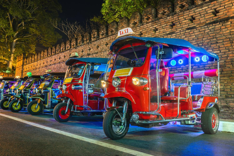 Chiang Mai : Location d&#039;une voiture privée ou d&#039;un minibus avec chauffeurLocation de 4 heures