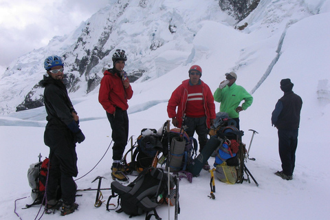 Huaraz: Mateo Mountain Climbing Day Trip