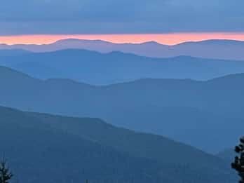Blue Ridge hiking tour with areas #1 Guide (1/2 day)