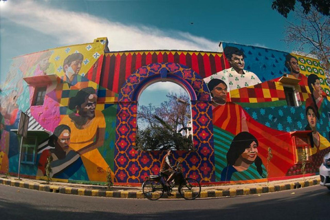 New Delhi: Secret Garden, Art Workshop, and Lunch