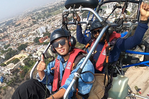 Lima: Paratrike Experience | Fly over the beaches of the Costa Verde