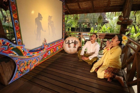 Siam Niramit Phuket: Un viaje por la cultura tailandesaEspectáculo + Cena (Asiento Platino)