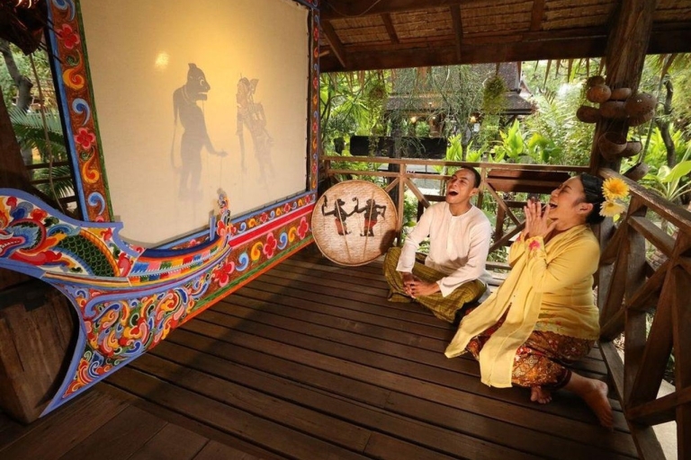 Siam Niramit Phuket: Podróż przez tajską kulturęTylko pokaz (miejsce platynowe)