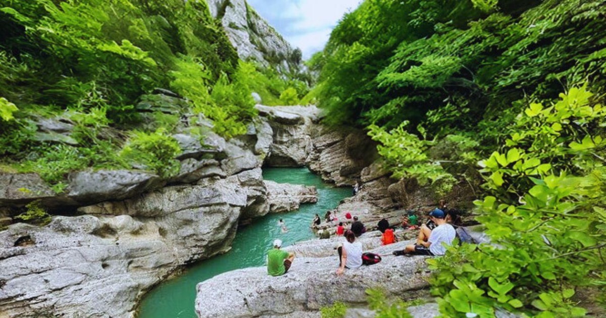 Da Tirana/Durres/Golem: escursione alla grotta di Pëllumbas e al canyon ...