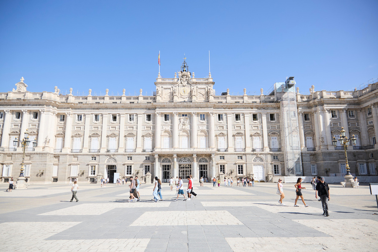 Madrid: Royal Palace and Almudena Cathedral Guided Tour
