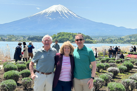 Mt. Fuji & Hakone Private Tour T/F Tokyo, Yokohama up to 12 From Yokohama to Tokyo up to 10