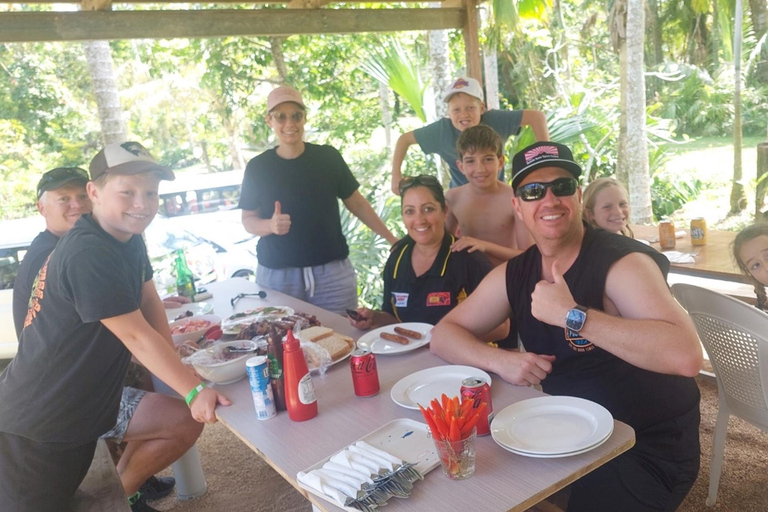 Port Vila: Efate Island Full-Day Tour with BBQ Lunch