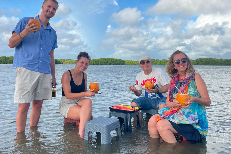 From Negombo: Boat Tour of Negombo Lagoon