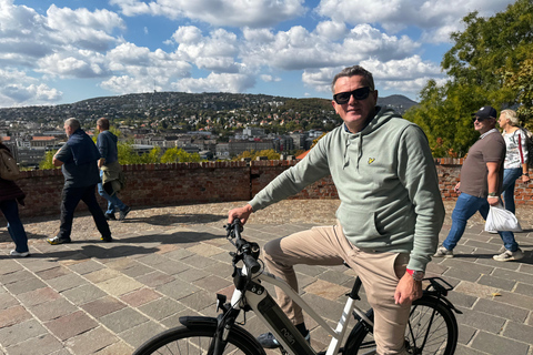 Budapest: Complete E-Bike Tour of Buda & Pest Highlights