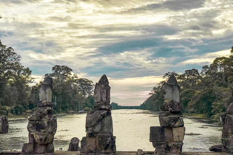 Siem Reap: AngkorWat Tour Zonsondergang Engelse gids Privé 01Dag