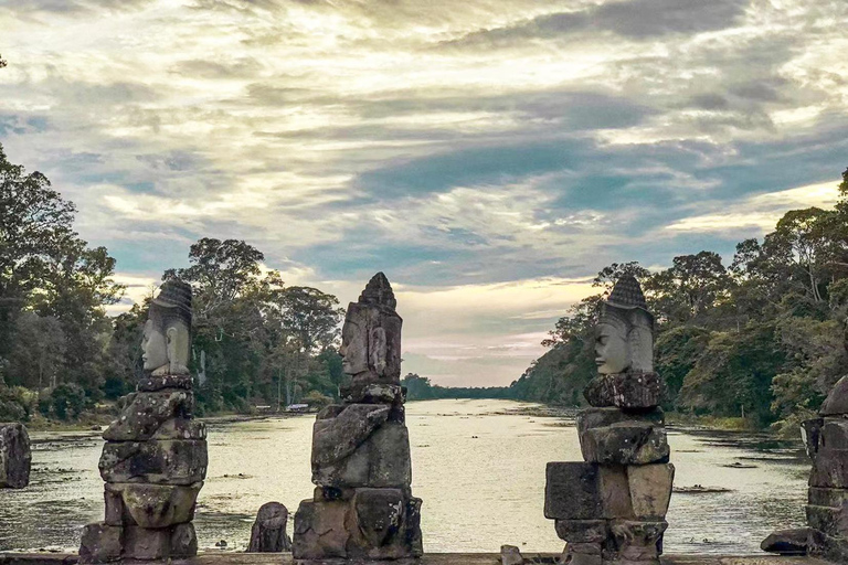 Siem Reap: AngkorWat Tour Zonsondergang Engelse gids Privé 01Dag