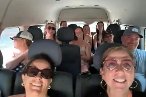 Roatan: Freestyle Private Tour Plus Local-style Lunch