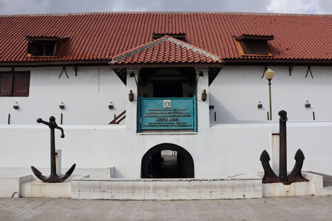 Jakarta Old Town Tour mit Batik Workshop