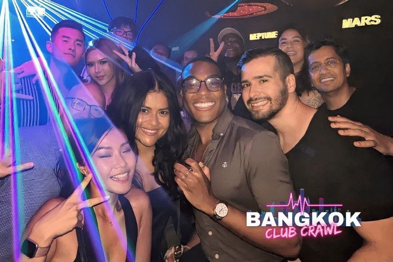 Bangkok: Bar & Club Crawl ervaring