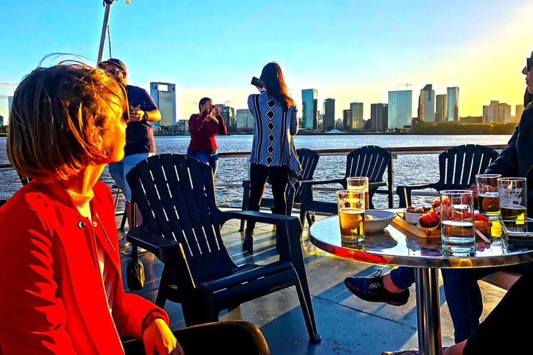 布宜诺斯艾利斯：含开放式酒吧的拉普拉塔河日落巡游1 小时游览