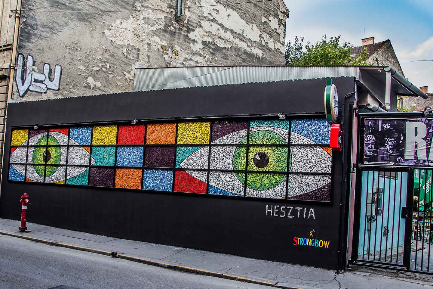 私享废墟酒吧之旅：文化历史与美酒