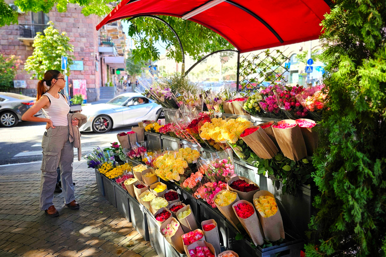 Yerevan: Private Coffee Tour with 2 Café Stops