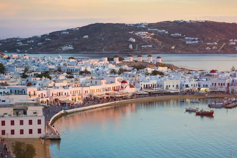 Small Group Mykonos Town Tour for Cruise Passengers