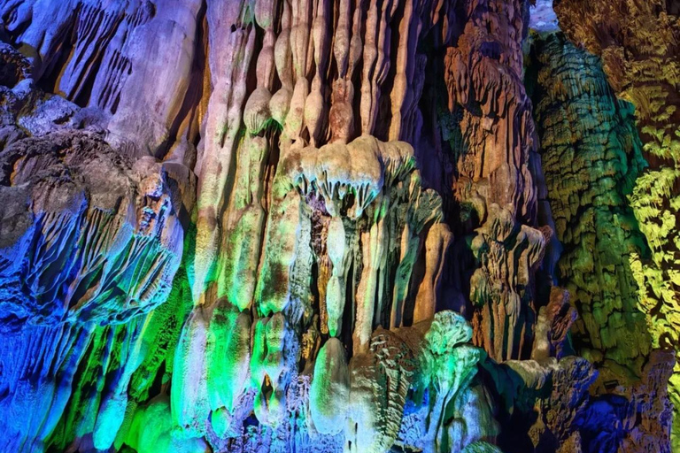 Guilin: Solitary Beauty Peak & Reed Flute Cave Private Tour Guilin: Solitary Beauty Peak & Reed Flute Cave & Tour Guide