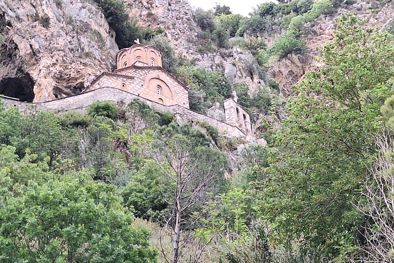 Tirana: Berat, Bogova Waterfall & Osumi Canyon Jeep Tour