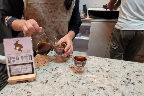 Bogota: Coffee Tour, Filtration and Espresso Experience