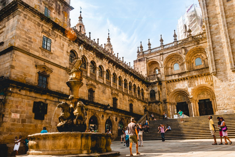 Porto: Santiago de Compostela Tour & Exclusive E-Book