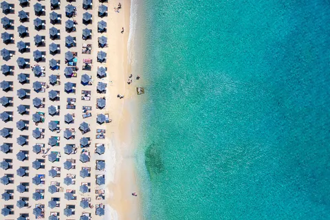From Mykonos Cruise Port: Old Town Visit and Beach Getaway