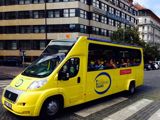 Short city tour by bus - 1 hour