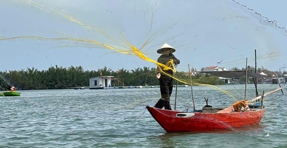 Hoi An-Basket Boat Ride in Cam Thanh Coconut Village