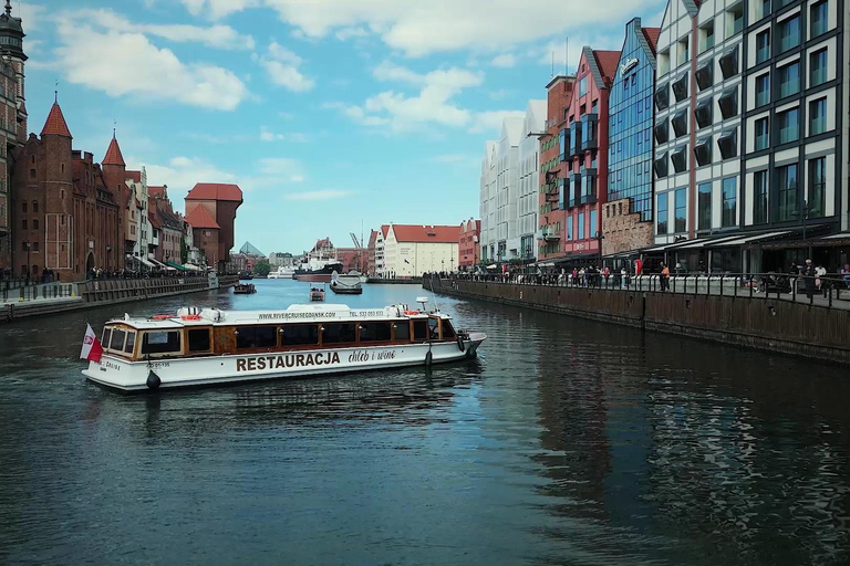 Gdańsk: River Cruise on Motlawa with Meal and Drink Romantic Cruise